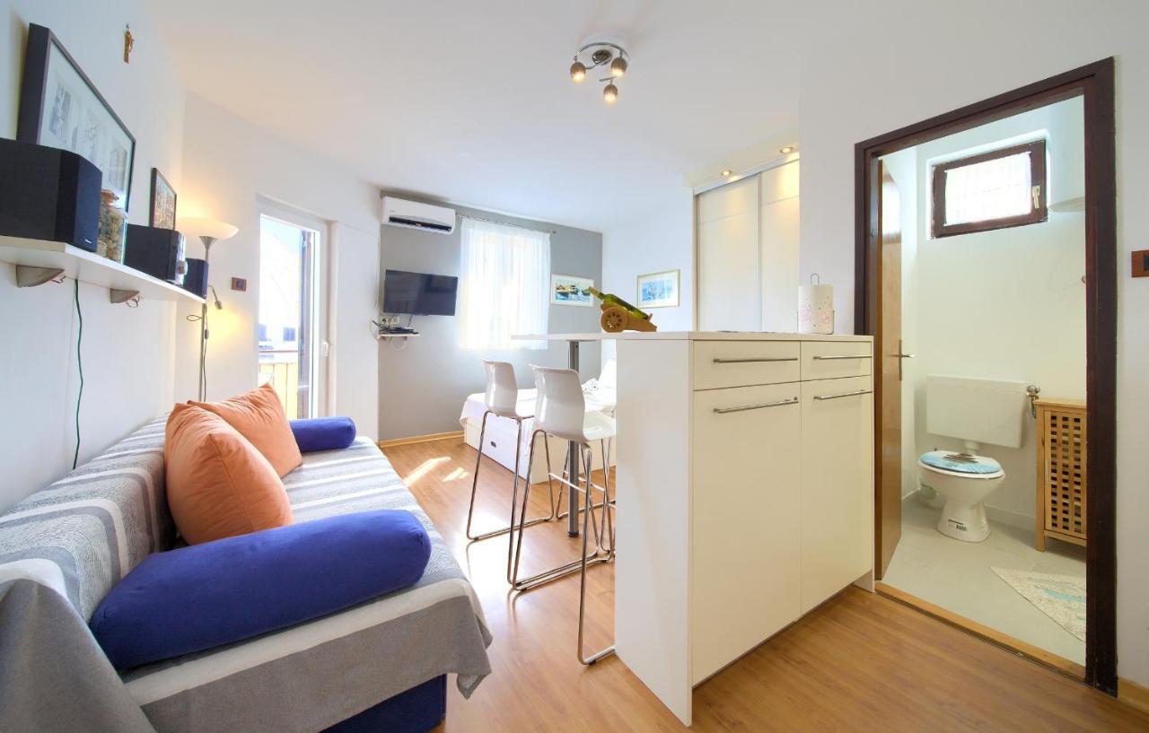 Studio Apartment Vesna كرك المظهر الخارجي الصورة